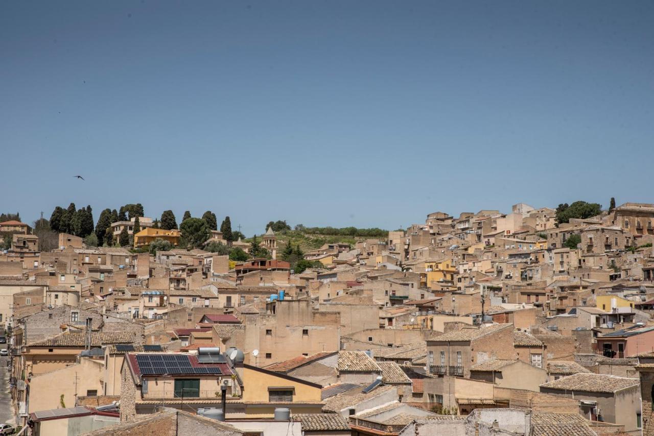 Come a casa Panoramico e Centralissimo Appartamento Canicattì Esterno foto